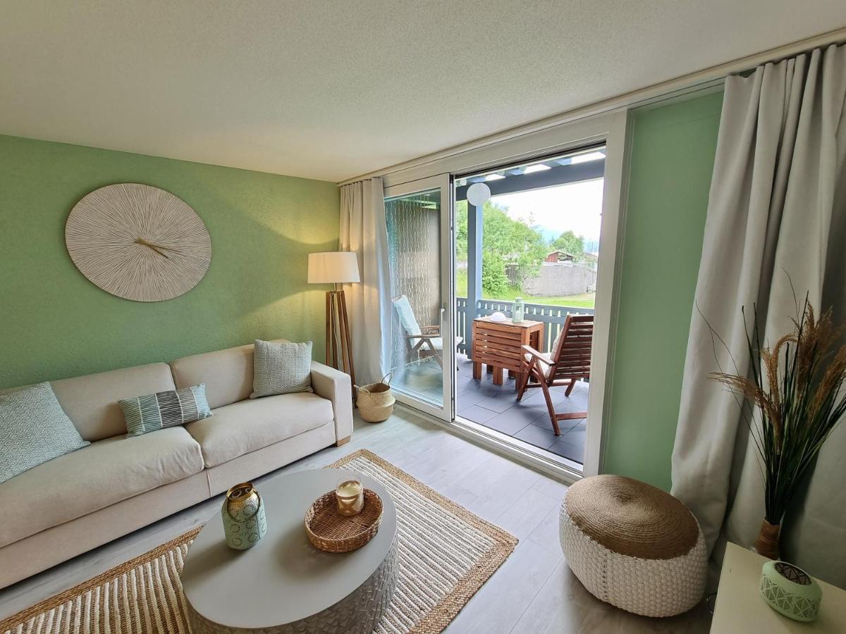 Strandhuesli Directly On Lake Thun Därligen Екстериор снимка
